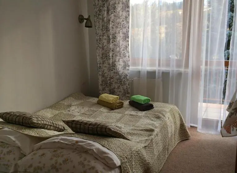 اتاق استاندارد سه نفره, Pokoje Gościnne Pod Ciupagą