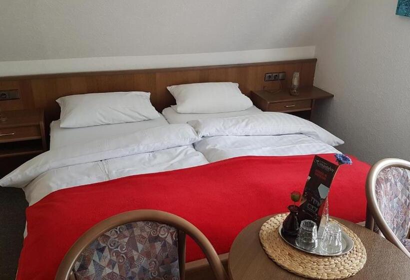 Номер Стандарт Трехместный, Gasthof Pension Hunaustuben