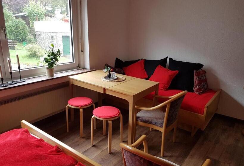 Семейный Номер, Gasthof Pension Hunaustuben