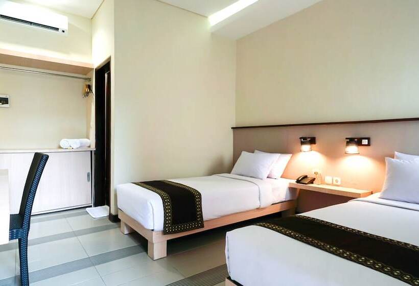 Номер Deluxe, Reddoorz Near Legian Street