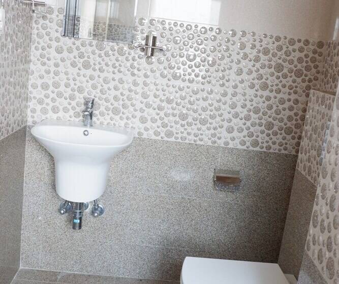 غرفة سوبيريور مطلة على الجبل, Shine Nepal Homestay