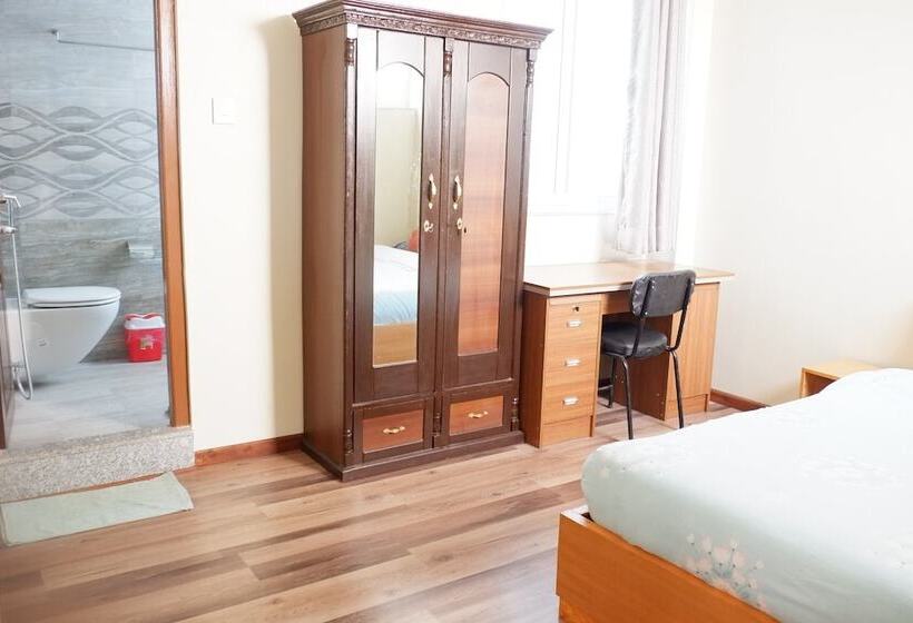 غرفة سوبيريور مطلة على الجبل, Shine Nepal Homestay