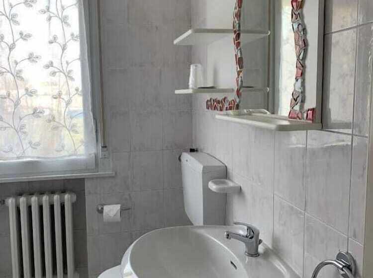 اتاق استاندارد, Albergo Moderno