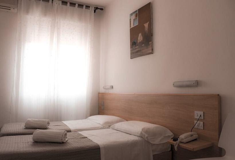 اتاق استاندارد, Albergo Moderno