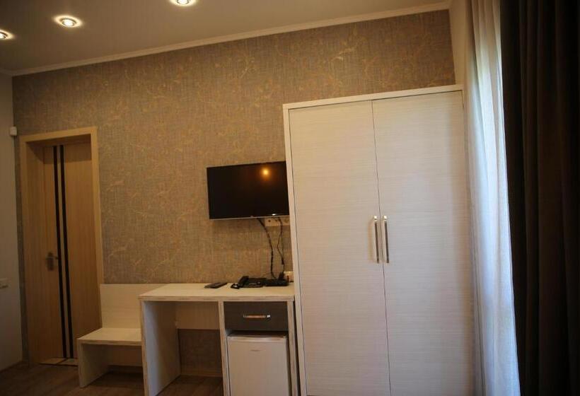 Standard Rum med Terrass, Mariana