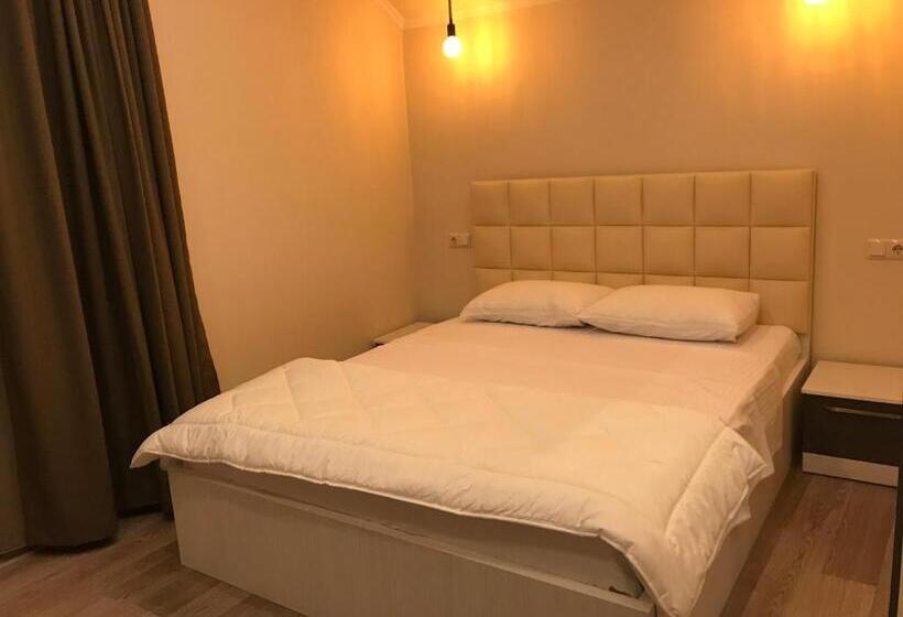 Standard Rum med Terrass, Mariana