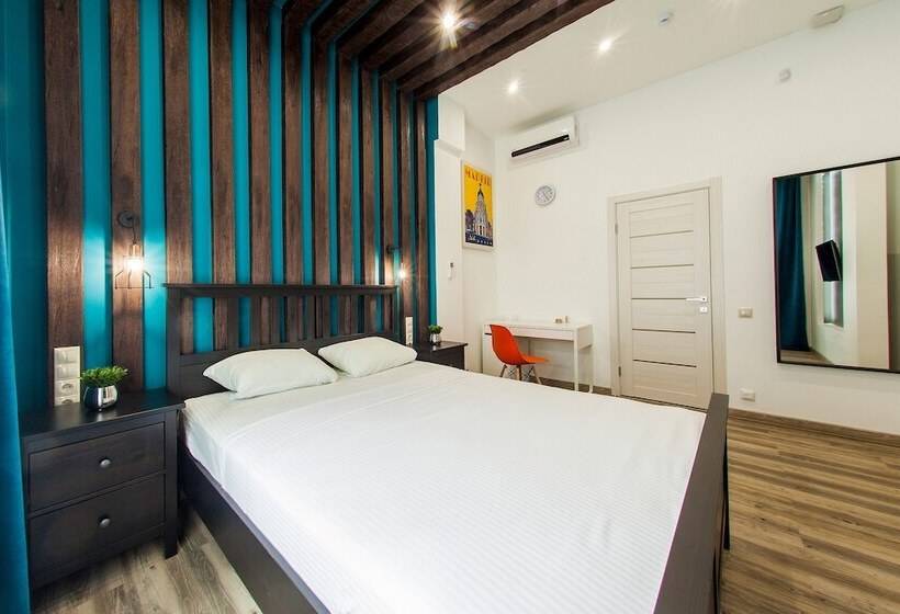 اتاق استاندارد, Nice People