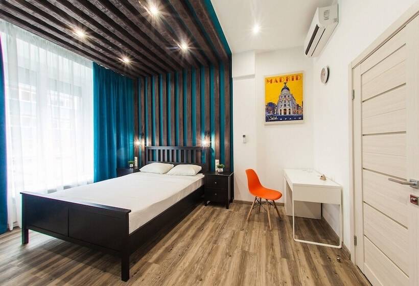 اتاق استاندارد, Nice People