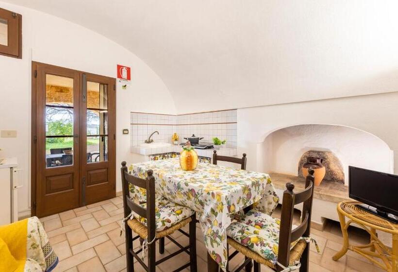 דירת חדר, Masseria Serine