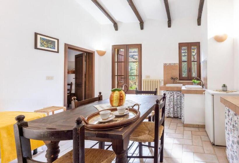 דירת חדר נוף לגינה, Masseria Serine