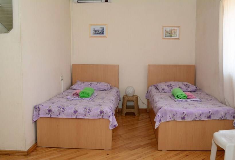 스탠다드 트리플 룸, Villa Rosa