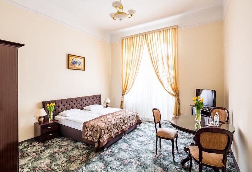 اتاق استاندارد, George