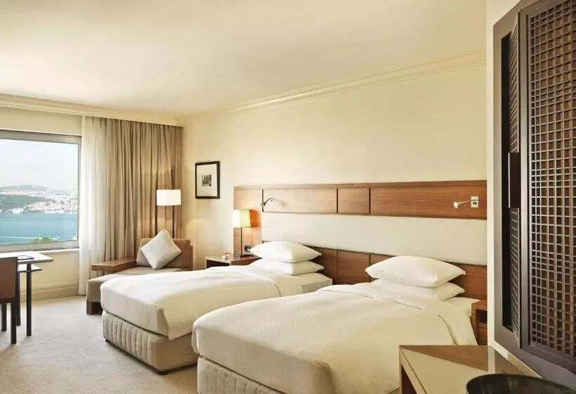 オーシャンビューのクラブルーム, Grand Hyatt Istanbul