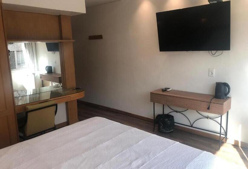 スーペリアールーム, London Palace