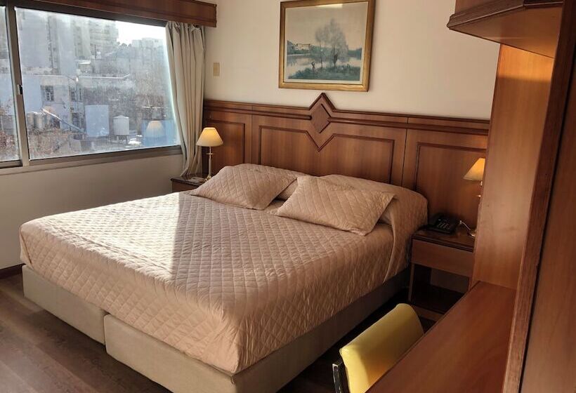 スタンダードルーム, London Palace