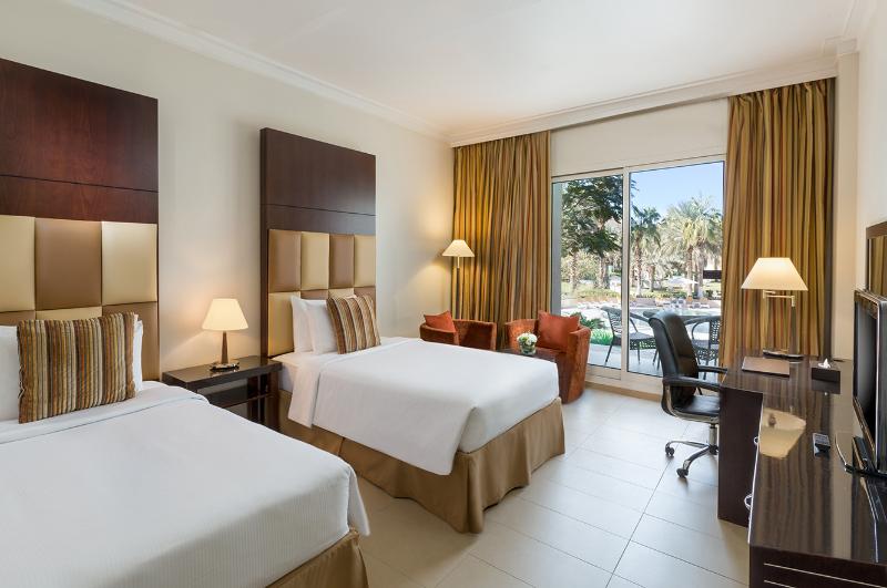 Номер Deluxe Вид на Город, Metropolitan Al Mafraq Hotel