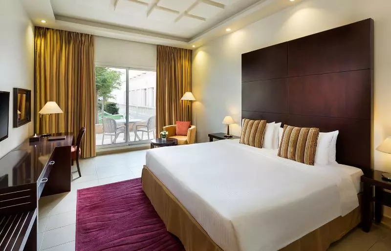 اتاق اجرایی, Metropolitan Al Mafraq Hotel