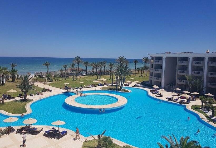 可看到泳池的单人间, Royal Thalassa Monastir
