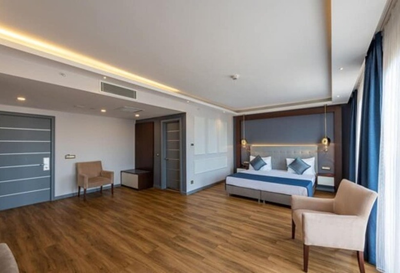 Deluxe Room View Sea with Balcony, Nova Plaza Crystal Hotel & Spa