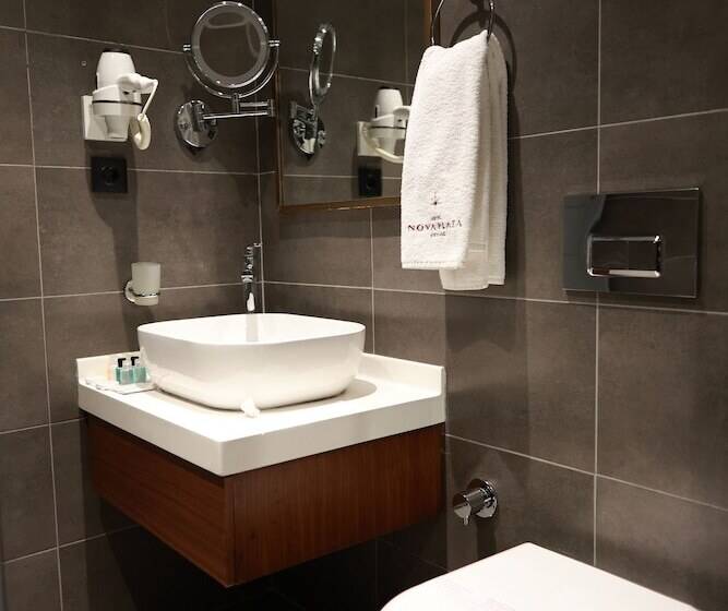 Standard Triple Room, Nova Plaza Crystal Hotel & Spa