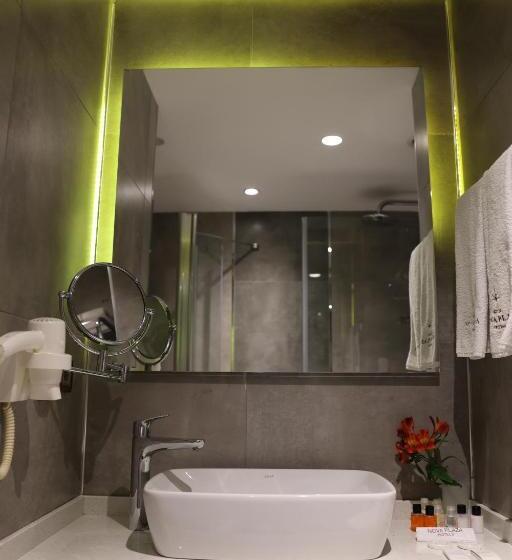 Standard Connecting Room, Nova Plaza Crystal Hotel & Spa