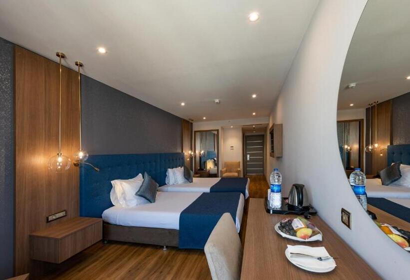 Family Room, Nova Plaza Crystal Hotel & Spa