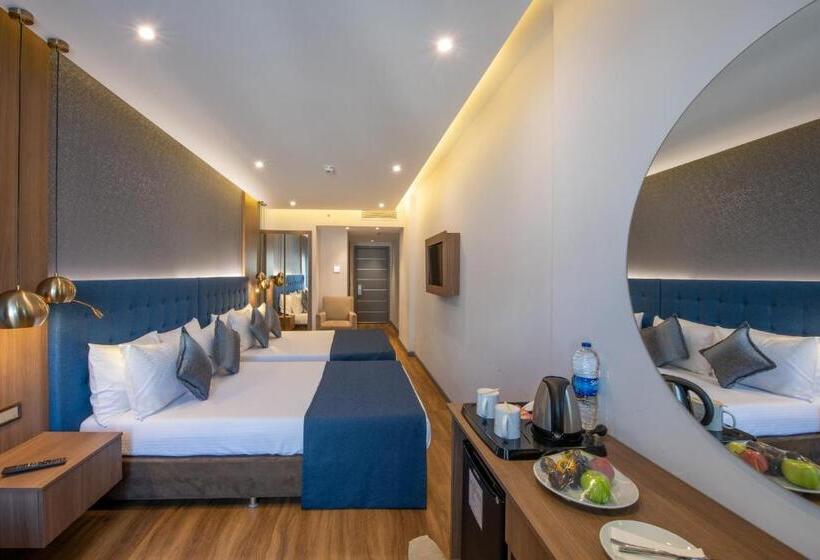 Family Room, Nova Plaza Crystal Hotel & Spa