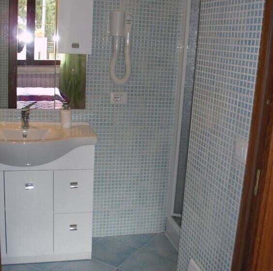 اتاق استاندارد, B&b La Collina