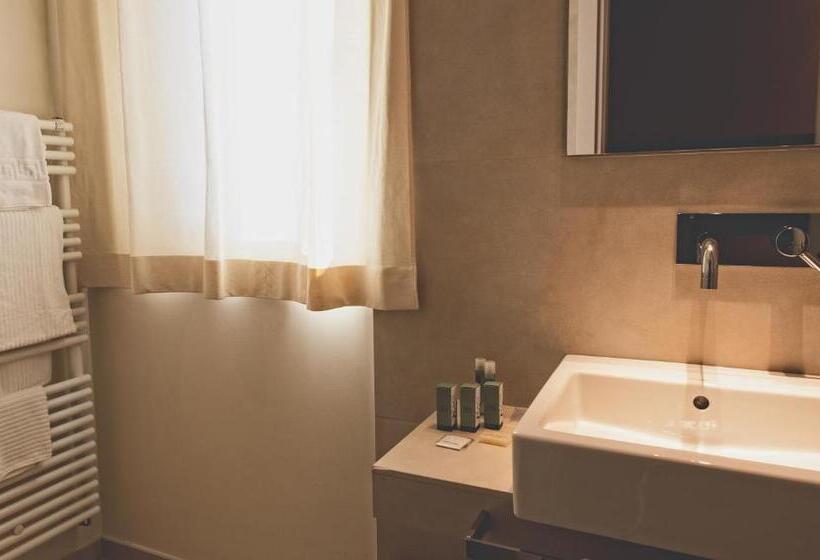 エコノミールーム, Country House La Radice