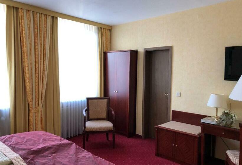 标准间, Frischbier S Hotel Restaurant