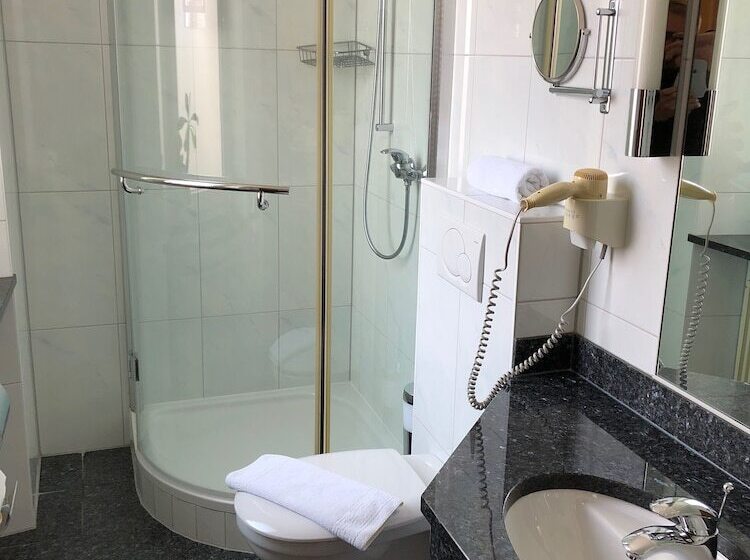 标准间, Frischbier S Hotel Restaurant