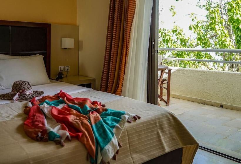 חדר סטנדרט צדדי נוף לים, Kokoni Beach