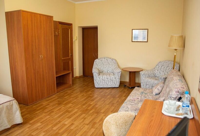 اتاق خانوادگی, Guest House Delfin