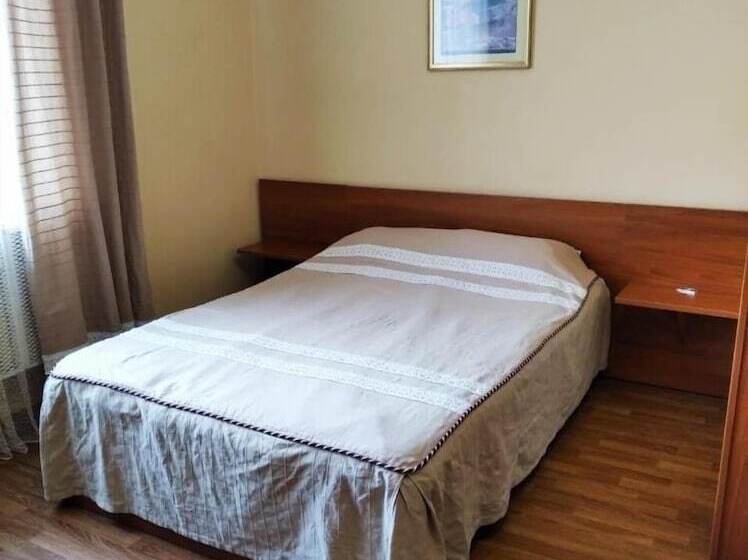 اتاق خانوادگی, Guest House Delfin