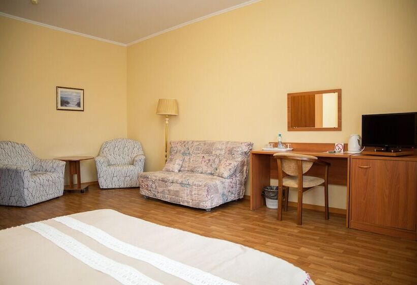 اتاق خانوادگی, Guest House Delfin