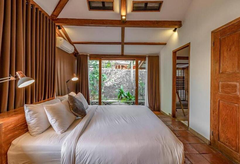 プール付３ベッドルーム　ビラ, Kuno Villas