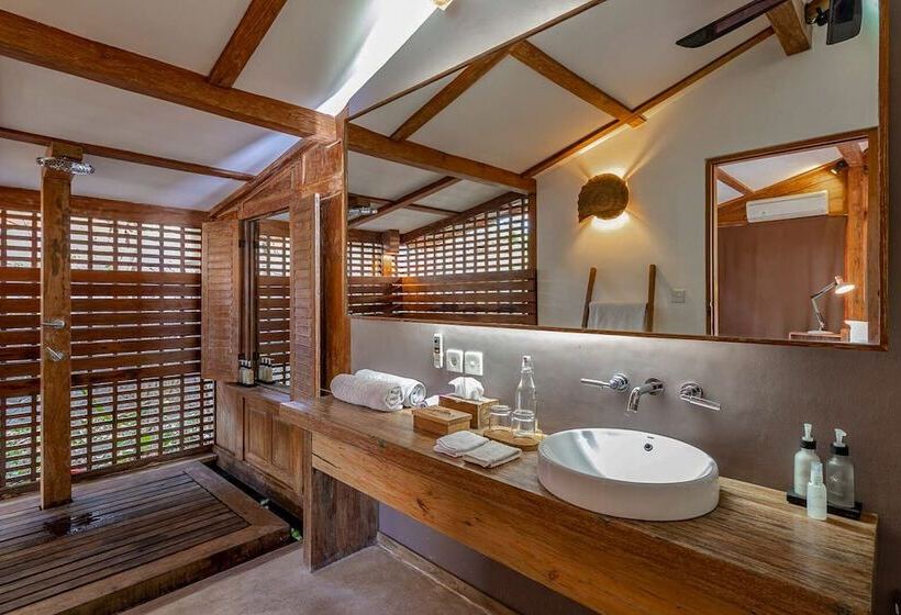 プール付３ベッドルーム　ビラ, Kuno Villas