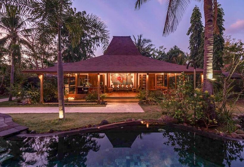 プール付３ベッドルーム　ビラ, Kuno Villas