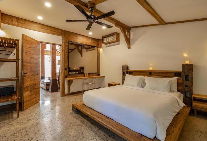 プール付３ベッドルーム　ビラ, Kuno Villas