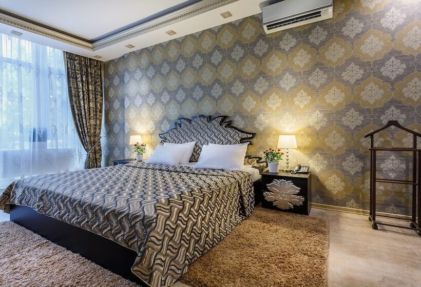 סוויטת סופריור, Victoria Plaza