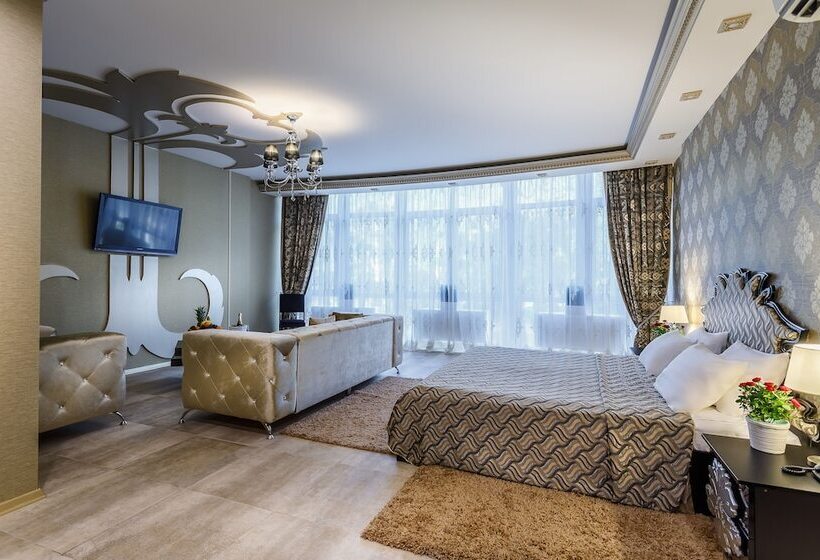 高级套房, Victoria Plaza