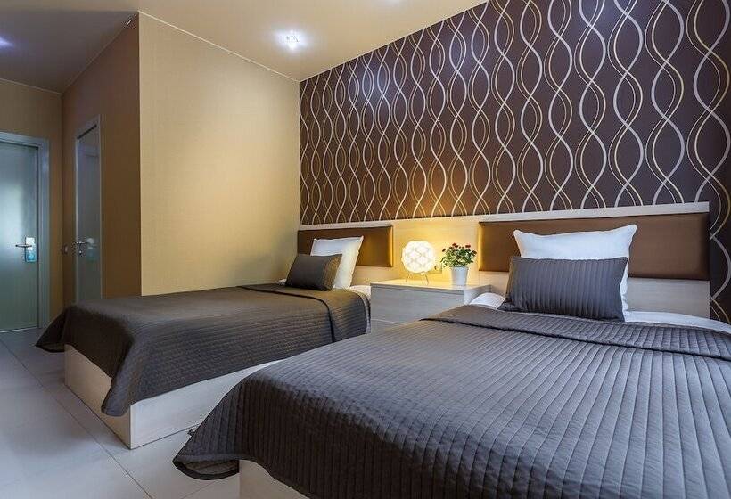 标准间, Victoria Plaza