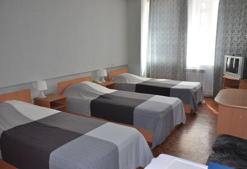 エコノミートリプルルーム, Lada Voskhod Hotel Complex