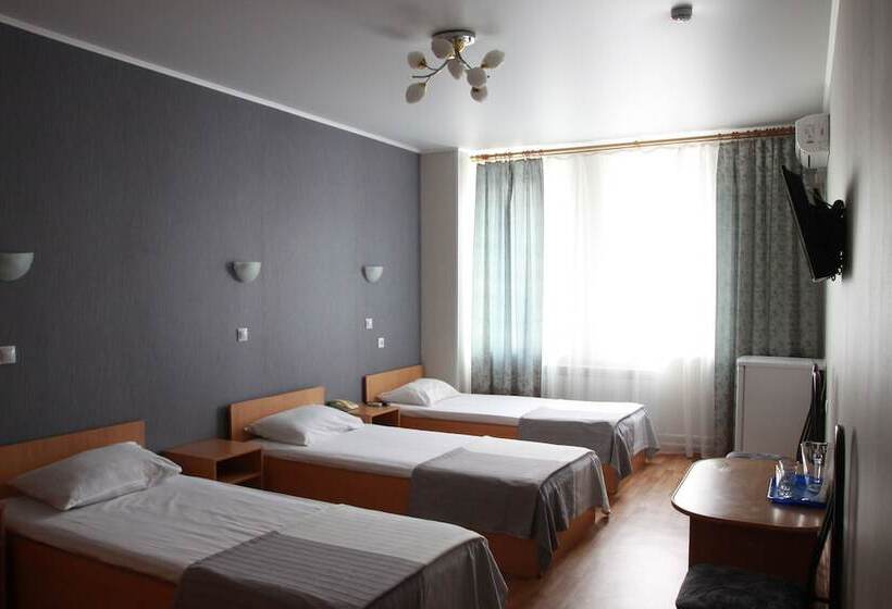 エコノミートリプルルーム, Lada Voskhod Hotel Complex