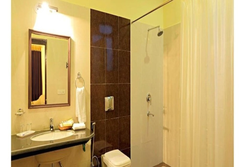 חדר דלוקס, Om Rudrapriya Holiday Resort