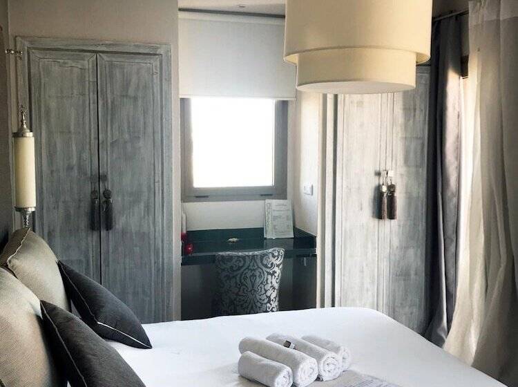 ویلای 5 خوابه, La Maison Rayhan