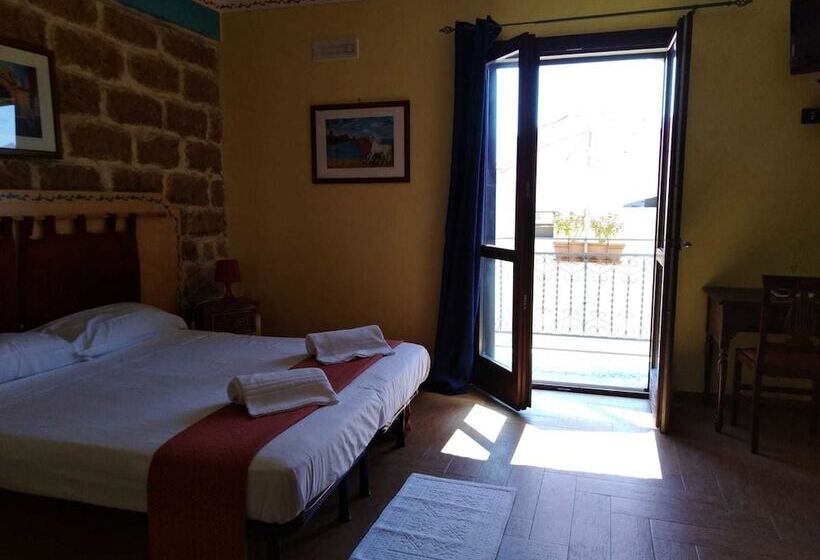 스탠다드 트리플 룸, B&b Donna Sabella