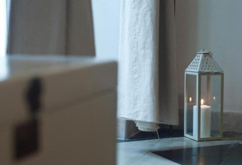 غرفة قياسية مع حمام خارجي, B&b Porto Trani