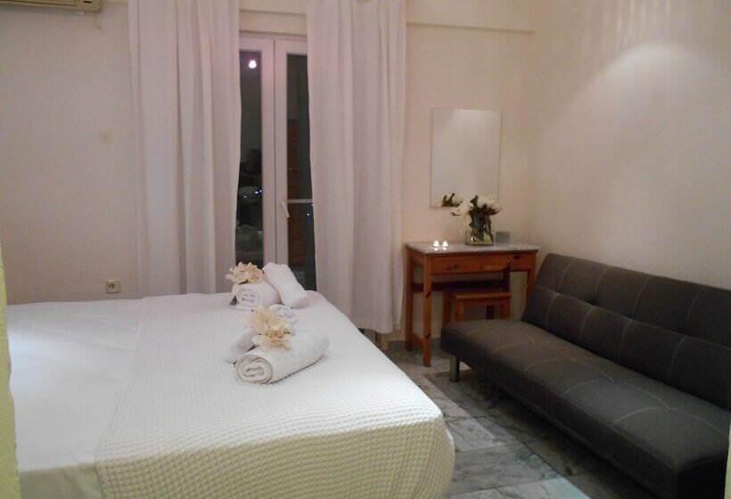 キングサイズベッドのスタンダードルーム, Kinira Beach