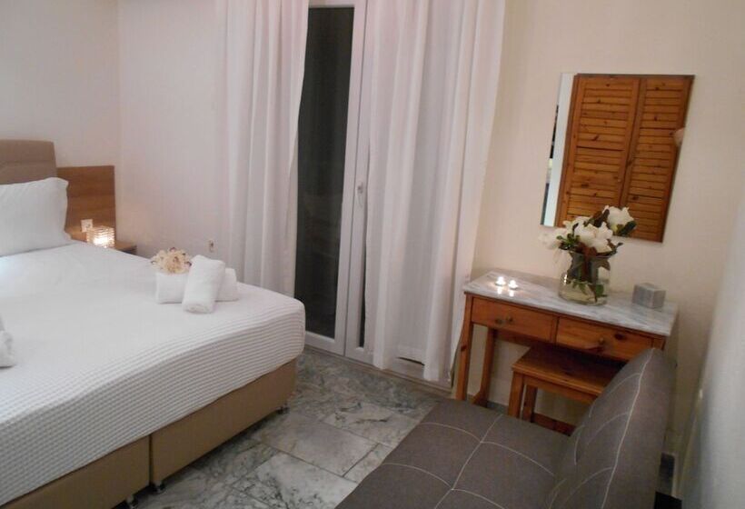 キングサイズベッドのスタンダードルーム, Kinira Beach